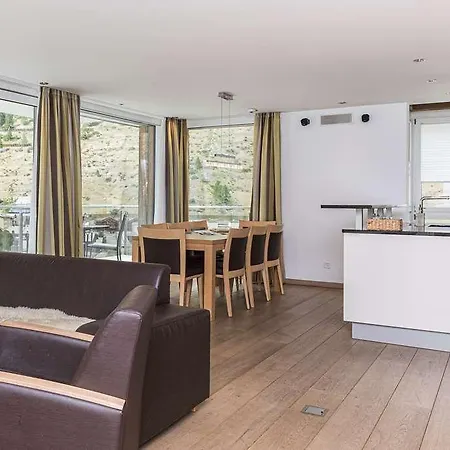 Matthiol דירה צרמט