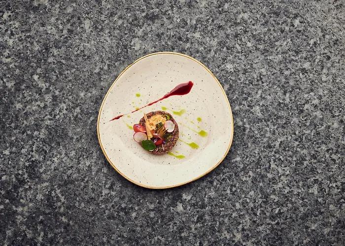 شقة ماتهيول *